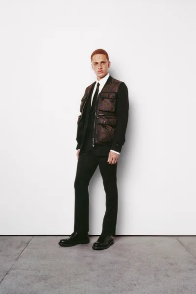 Look 30